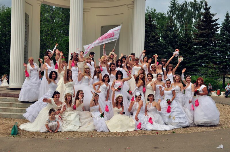 Сбежавшие невесты Cosmopolitan 2014 в Твери